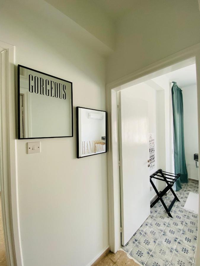 Simple One Bedroom Flat In Engomi Exterior foto